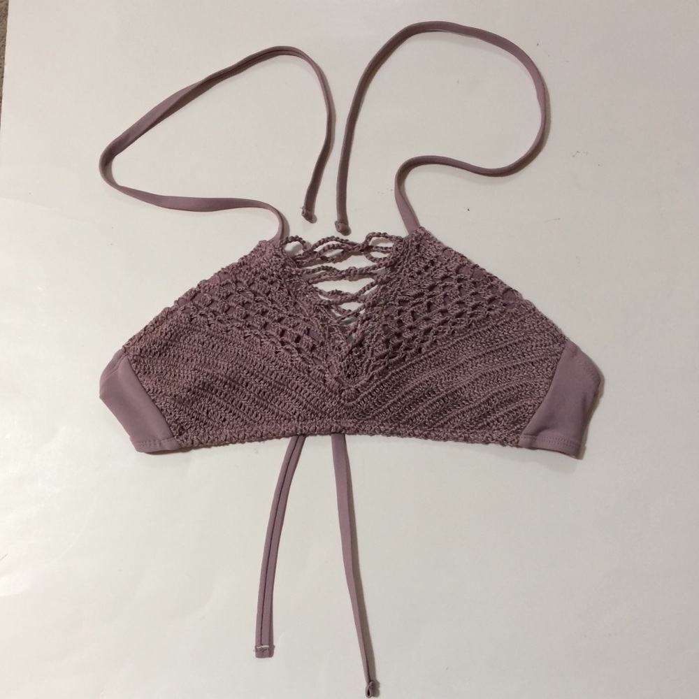 Ika-kul Crochet Halter Bikini Top